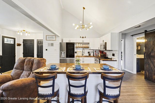 2328 Haslett Road, East Lansing, MI 48823