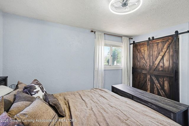 2328 Haslett Road, East Lansing, MI 48823
