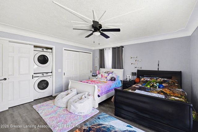 2328 Haslett Road, East Lansing, MI 48823