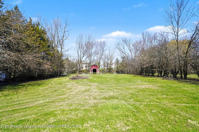 2328 Haslett Road, East Lansing, MI 48823