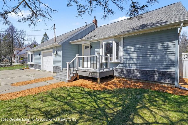 2328 Haslett Road, East Lansing, MI 48823