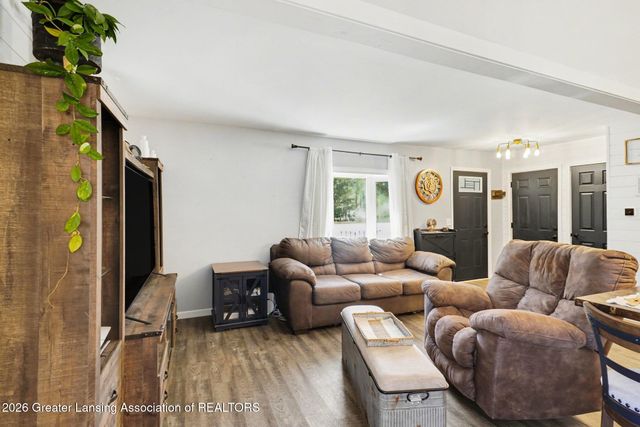 2328 Haslett Road, East Lansing, MI 48823