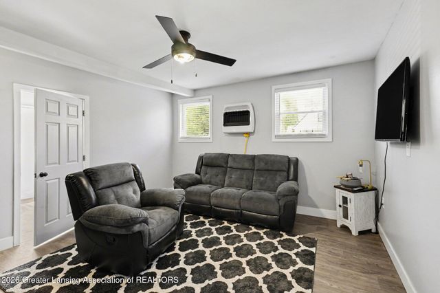 2328 Haslett Road, East Lansing, MI 48823