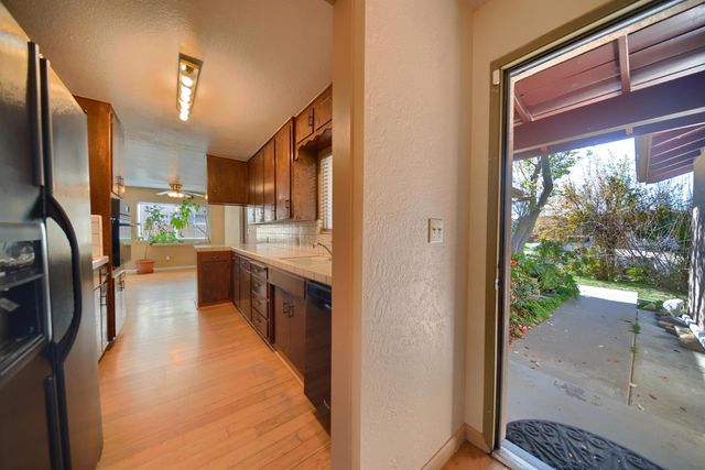 3312 Whitehorse Ave, Modesto, CA 95350