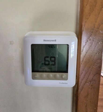 801 E Elm Avenue, Olivia, MN 56277