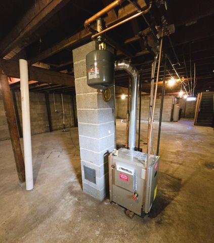 801 E Elm Avenue, Olivia, MN 56277