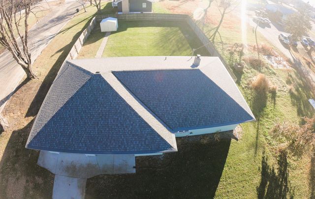 801 E Elm Avenue, Olivia, MN 56277