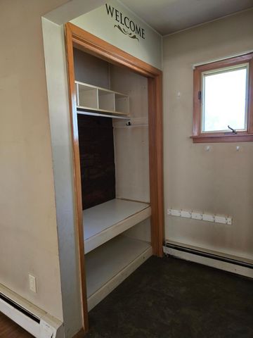 801 E Elm Avenue, Olivia, MN 56277