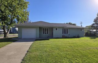 801 E Elm Avenue, Olivia, MN 56277