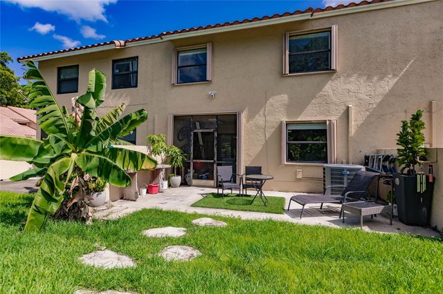 8552 Shadow Court 2-15, Coral Springs, FL 33071