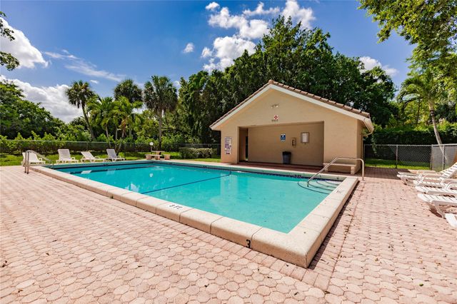 8552 Shadow Court 2-15, Coral Springs, FL 33071
