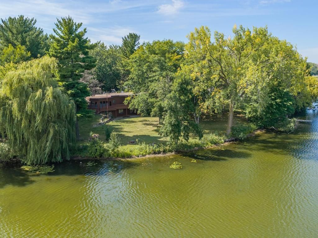 16740 S Shore Lane, Eden Prairie, MN 55346 — photo 2