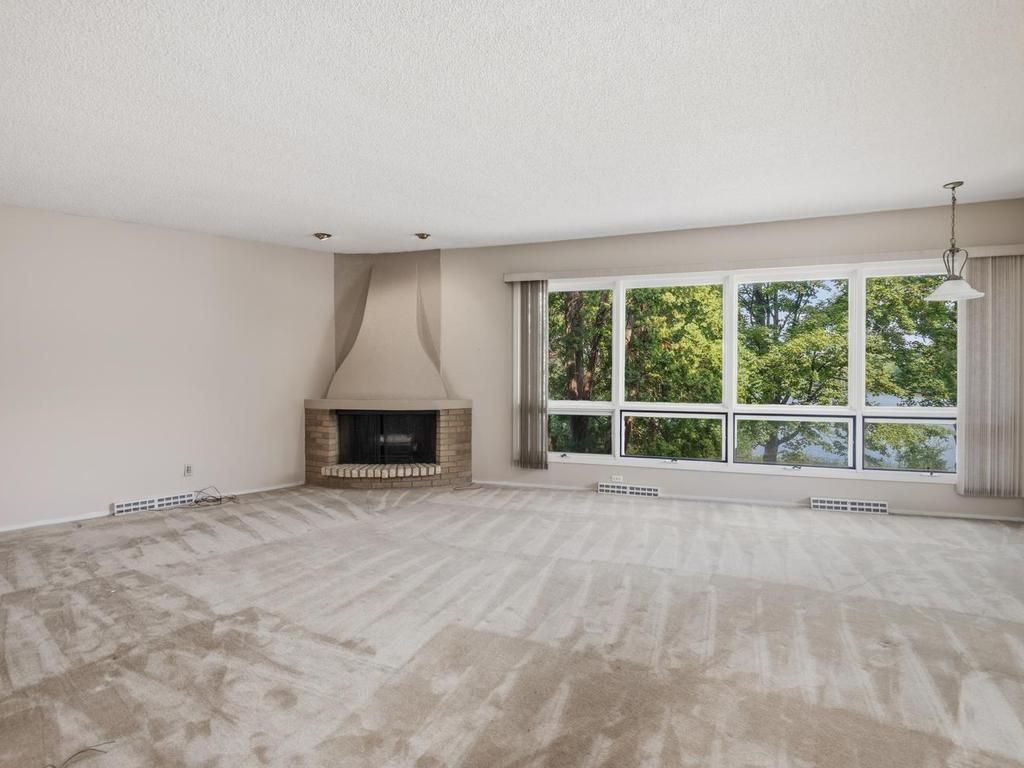 16740 S Shore Lane, Eden Prairie, MN 55346 — photo 5