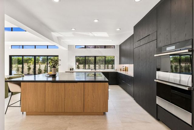 46220 Manitou Drive, Indian Wells, CA 92210