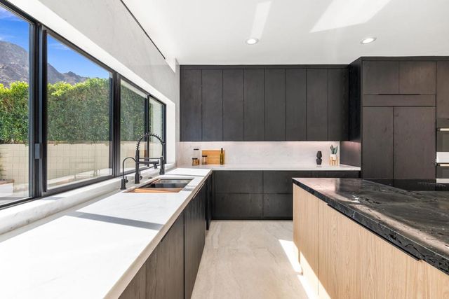 46220 Manitou Drive, Indian Wells, CA 92210