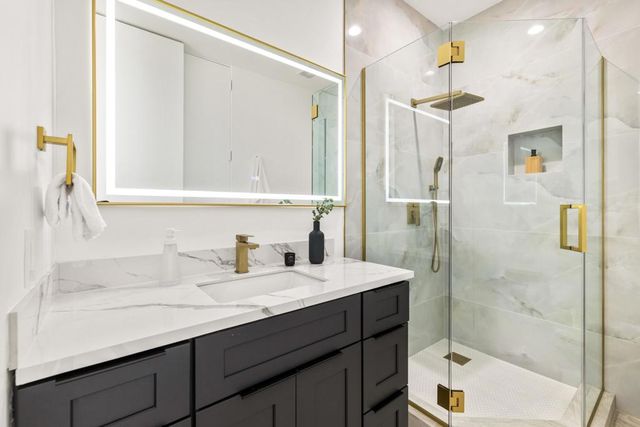 46220 Manitou Drive, Indian Wells, CA 92210