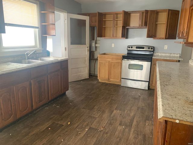 60293 Crumstown Highway, North Liberty, IN 46554