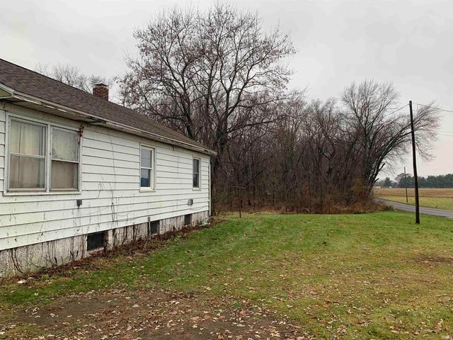 60293 Crumstown Highway, North Liberty, IN 46554