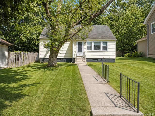 19 East Avenue, Walden, NY 12586