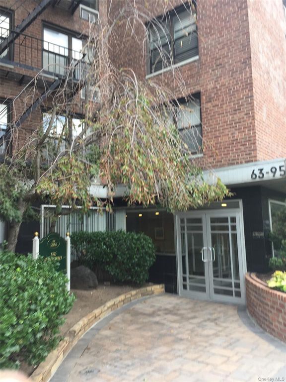 6395 Austin Street 4C, Rego Park, NY 11374