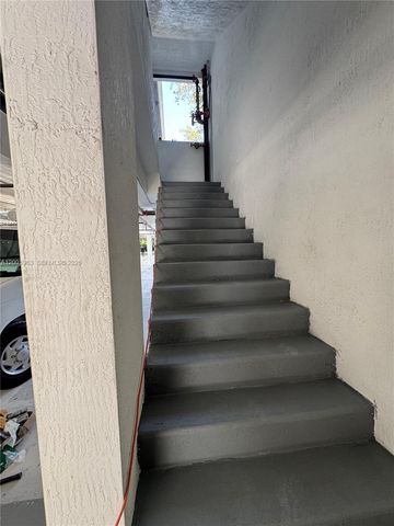 147 NW 59th St 304, Miami, FL 33127