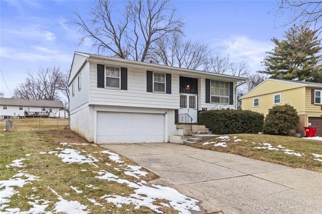 18924 E 6th Street N, Independence, MO 64056