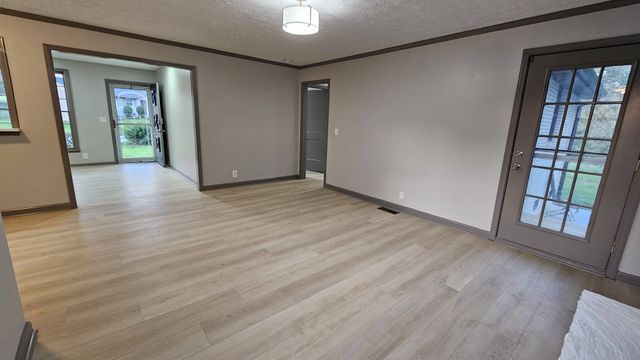 3227 Cloverwood Dr, Nashville, TN 37214