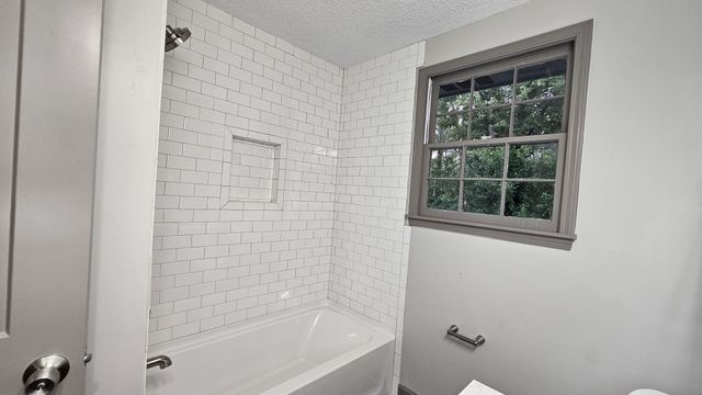 3227 Cloverwood Dr, Nashville, TN 37214