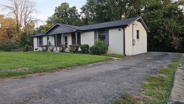 3227 Cloverwood Dr, Nashville, TN 37214