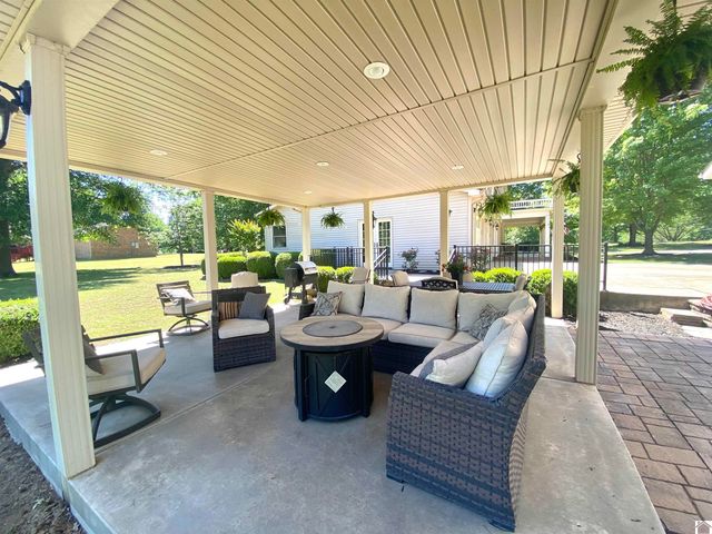 245 Herzog Lane, Paducah, KY 42003