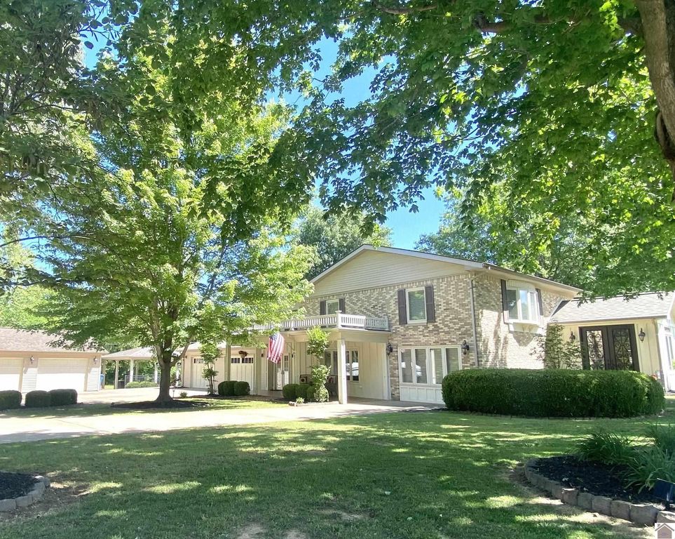245 Herzog Lane, Paducah, KY 42003