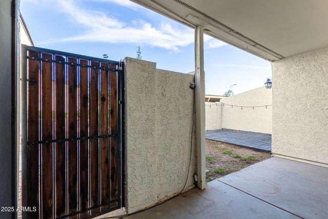 1051 S DOBSON Road 74, Mesa, AZ 85202