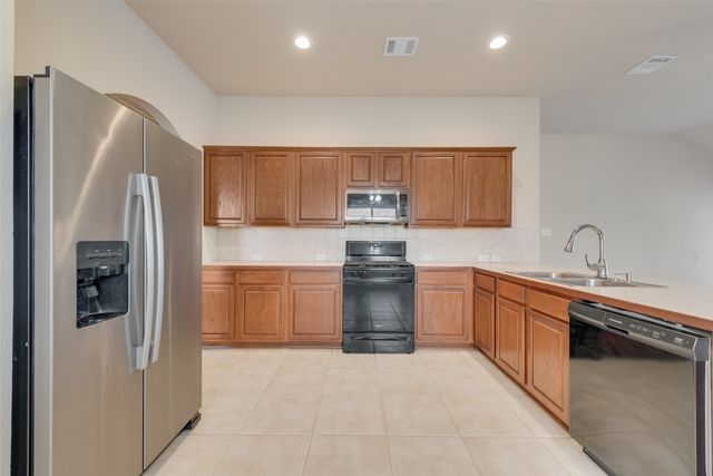 101 Shetland Street, Waxahachie, TX 75165