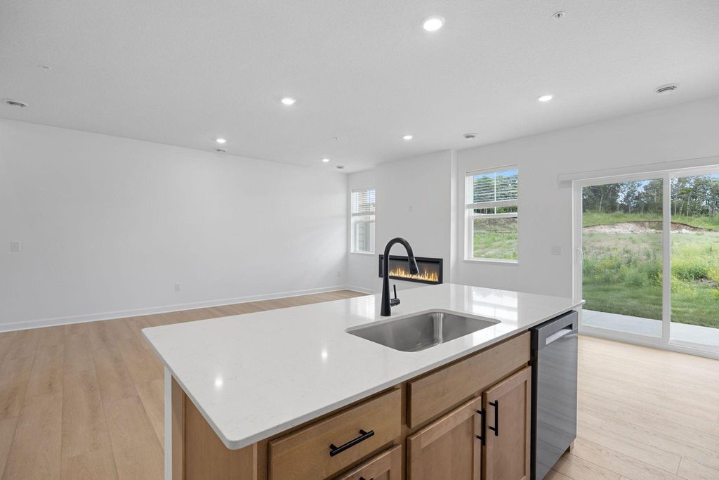 3524 Trails End Circle, Eagan, MN 55123 — photo 3