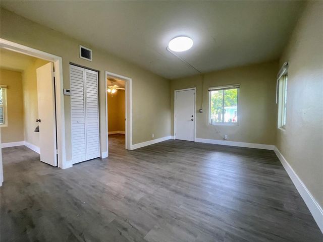 712 NW 17th Avenue, Fort Lauderdale, FL 33311