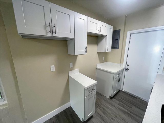 712 NW 17th Avenue, Fort Lauderdale, FL 33311
