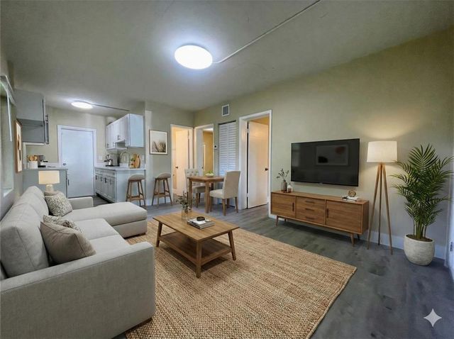 712 NW 17th Avenue, Fort Lauderdale, FL 33311