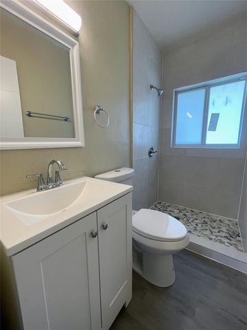 712 NW 17th Avenue, Fort Lauderdale, FL 33311