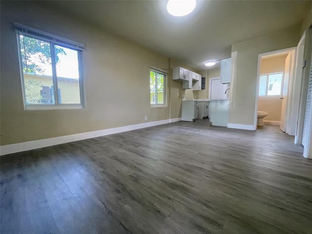 712 NW 17th Avenue, Fort Lauderdale, FL 33311