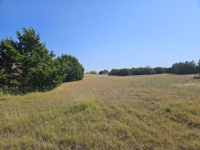 1000 S Joe Wilson Road, Cedar Hill, TX 75104