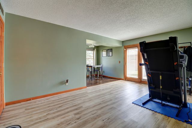 1902 19th Avenue, Sterling, IL 61081