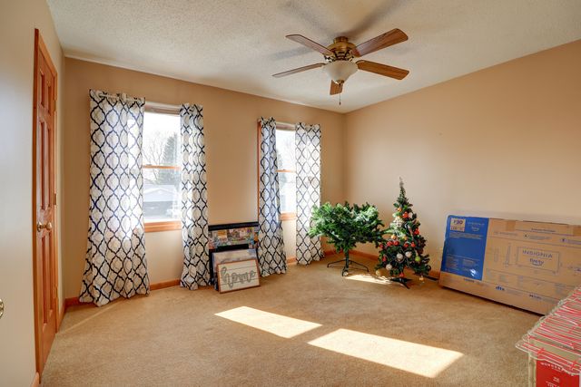 1902 19th Avenue, Sterling, IL 61081