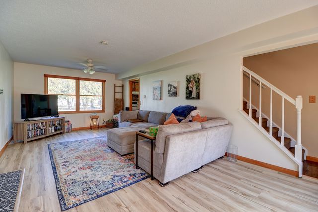 1902 19th Avenue, Sterling, IL 61081