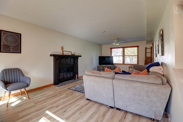 1902 19th Avenue, Sterling, IL 61081