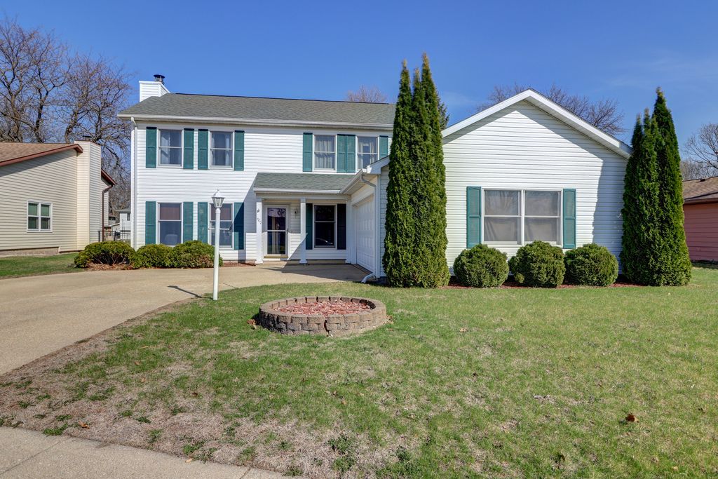 1902 19th Avenue, Sterling, IL 61081