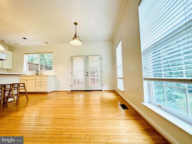 4609 BUCKHORN RDG, Fairfax, VA 22030