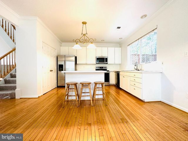 4609 BUCKHORN RDG, Fairfax, VA 22030