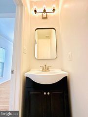 4609 BUCKHORN RDG, Fairfax, VA 22030