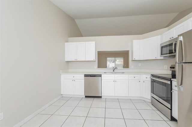 807 SAVONA PLACE, Kissimmee, FL 34758