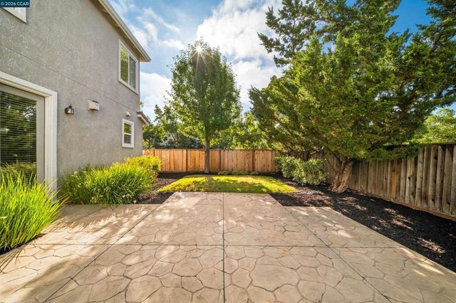 1190 Bellingham Sq, San Ramon, CA 94582